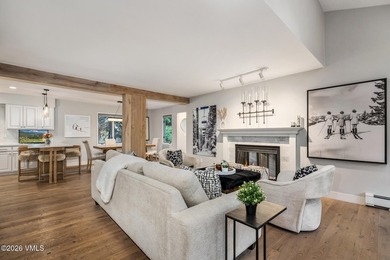 Experience refined mountain living in this exquisitely designed - photo 2