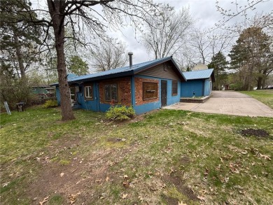 Lake Home For Sale in Wabasha, Minnesota