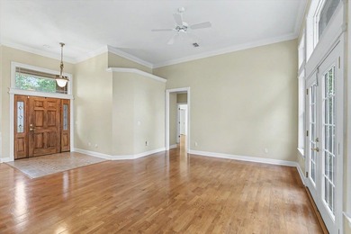 Beautiful all-brick home in sought-after Golden Eagle, featuring - photo 11