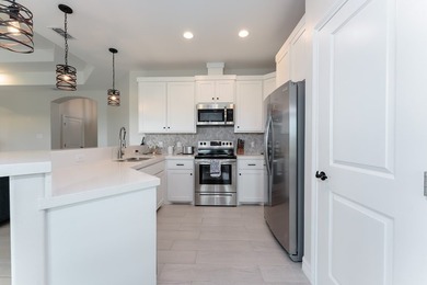 17 Valdarama is an exquisite 3 bedroom, 2 bath Golf Villa in the - photo 16