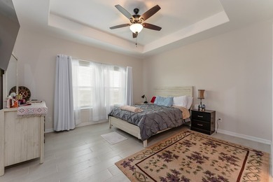 17 Valdarama is an exquisite 3 bedroom, 2 bath Golf Villa in the - photo 21
