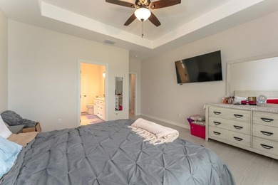 17 Valdarama is an exquisite 3 bedroom, 2 bath Golf Villa in the - photo 22