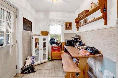 Fully detached single-family home PLUS an extra vacant lot! This - photo 23
