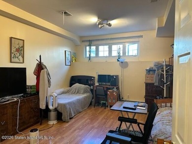 Desirable Willowbrook, large townhouse, 3 bedrooms, 4 baths. MBR - photo 24