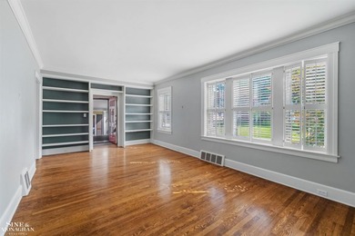 Nestled on one of Grosse Pointe's most coveted streets, this - photo 8