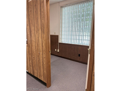 Exceptional commercial opportunity in a convenient St. Clair - photo 8