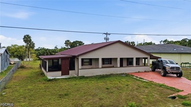 Seller financing available! Discover low-maintenance Florida - photo 1