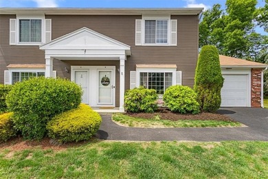Welcome to 7 Eagle Run, Unit B, a spacious and updated - photo 1