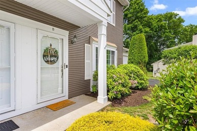 Welcome to 7 Eagle Run, Unit B, a spacious and updated - photo 3
