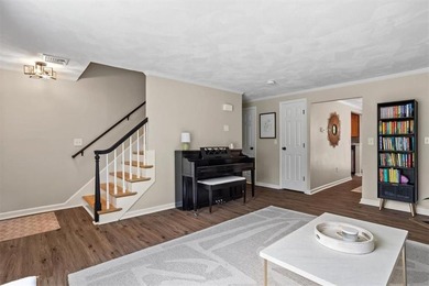 Welcome to 7 Eagle Run, Unit B, a spacious and updated - photo 10