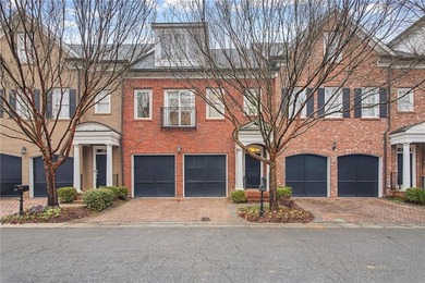 (private lake, pond, coastal) Townhome/Townhouse Active Under Contract in Atlanta Georgia