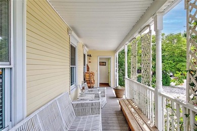 Located in the heart of Warren's vibrant arts and waterfront - photo 6
