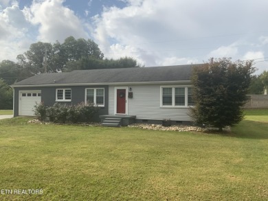 Lake Home For Sale in Kingston, Tennessee