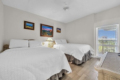 Welcome to unit 431, a beautifully laid out TOP floor CORNER - photo 17
