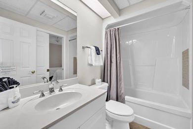 Welcome to unit 431, a beautifully laid out TOP floor CORNER - photo 19