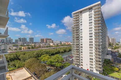 Spacious corner residence in the heart of prestigious Sunny - photo 19