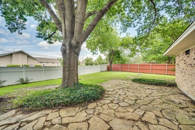 This 3 bedroom, 2 full bath home has so much to offer in an - photo 26