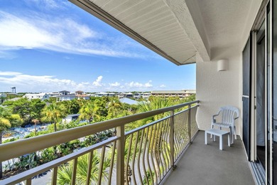 Welcome to unit 431, a beautifully laid out TOP floor CORNER - photo 29