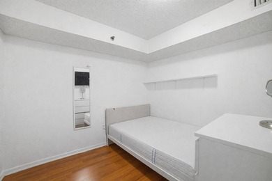 Spacious corner residence in the heart of prestigious Sunny - photo 29