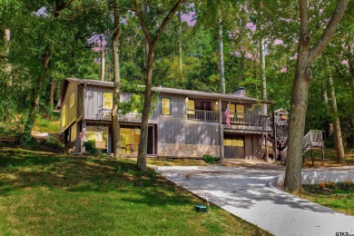 Hideaway Lake Home For Sale in Hideaway Texas