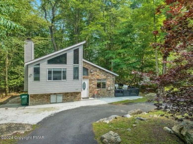 Lake Home For Sale in Tobyhanna, Pennsylvania