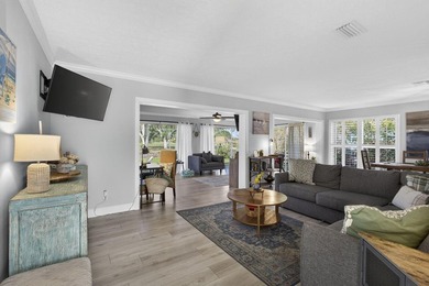 Gorgeous 3BR/2BA income-producing property in the desirable - photo 8