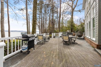 Stunning Lakefront Property! Experience nearly 140' of prime - photo 13