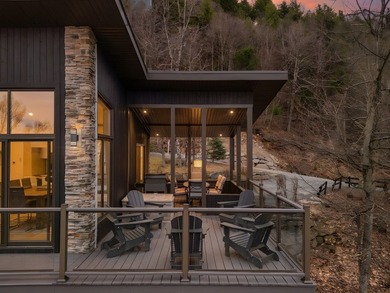 Stunning contemporary and inviting property with spectacular - photo 31