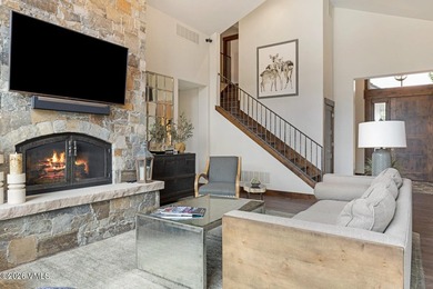 Welcome to an exceptional mountain retreat in Singletree, where - photo 7
