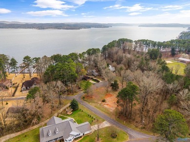 Stunning Lakefront Property! Experience nearly 140' of prime - photo 40