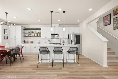 Welcome to 112 Homestead Rd, a beautifully upgraded paired home - photo 2