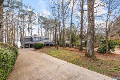Stunning Lakefront Property! Experience nearly 140' of prime - photo 42