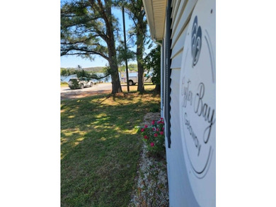 Secluded Bayfront Oasis with Dock, Big Corner Lot, deep water - photo 42