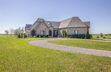Lake Home Off Market in Franklin, Kentucky