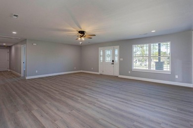 Welcome to 388 Edgewater Ave in Dayton, TN--a spacious and - photo 11
