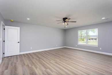 Welcome to 388 Edgewater Ave in Dayton, TN--a spacious and - photo 19
