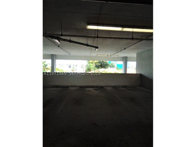 Wonderful and updated 1bed/2 baths unit in modern Havana Lofts - photo 24