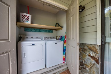 Charming 2-bedroom, 1.5-bath townhouse in Cassine Gardens - photo 30