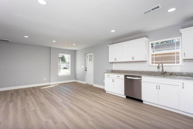 Welcome to 388 Edgewater Ave in Dayton, TN--a spacious and - photo 39