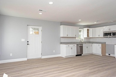 Welcome to 388 Edgewater Ave in Dayton, TN--a spacious and - photo 40