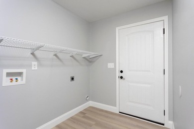 Welcome to 388 Edgewater Ave in Dayton, TN--a spacious and - photo 44