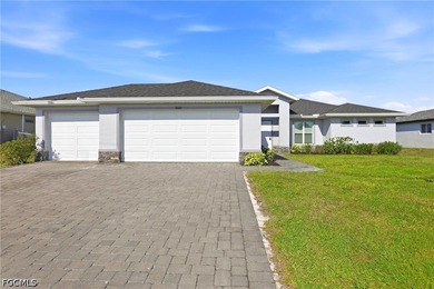 CAPE CORAL 4-bedroom, 2-bath home built in 2021, offering 1,719 - photo 1