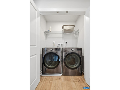 NEW PRICE! BRAND NEW (2025) End Unit in Crozet's coveted Old - photo 12