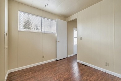 This well-maintained home presents a fantastic opportunity to - photo 20