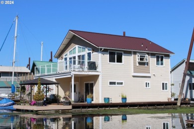 Lake Home For Sale in Portland, Oregon