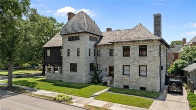 Elizabeth River Home For Sale in Norfolk Virginia