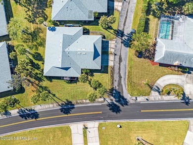 Welcome to the maintenance-free and highly desirable community - photo 33