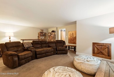 This premier, true ski-in/ski-out residence in the heart of the - photo 36