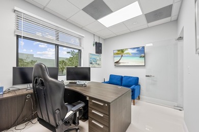 Elevate your workday in this sophisticated boutique office condo - photo 8