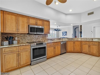 Enjoy easy, elevated living in this beautifully maintained - photo 3